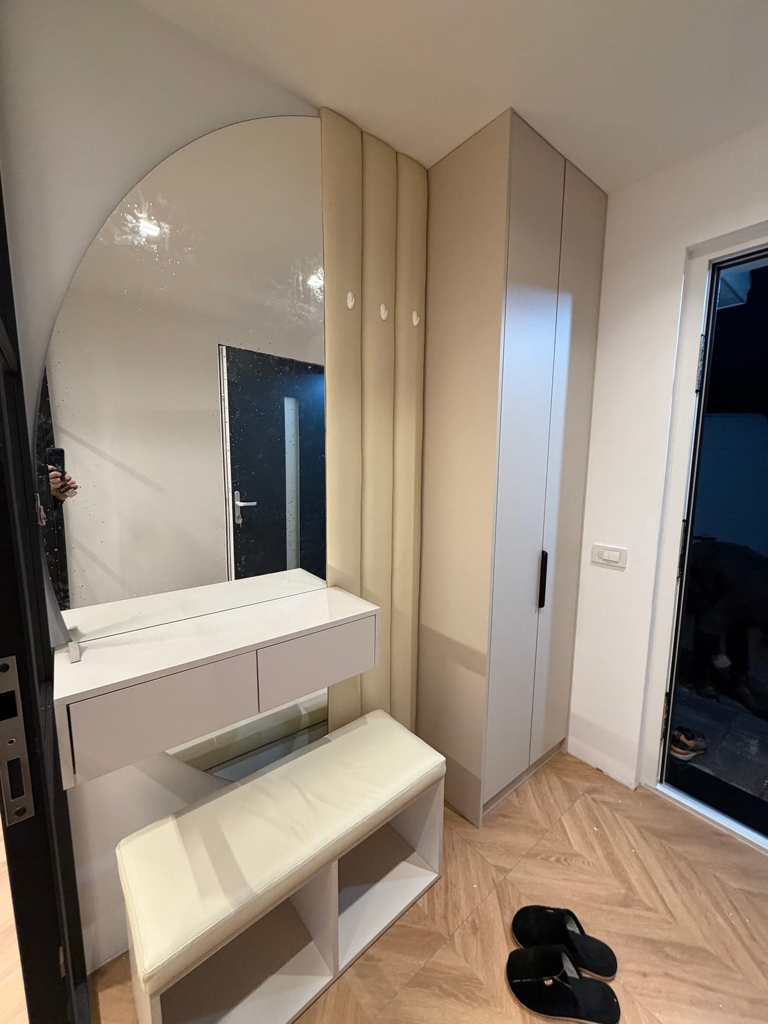 A.Q. Residence 14