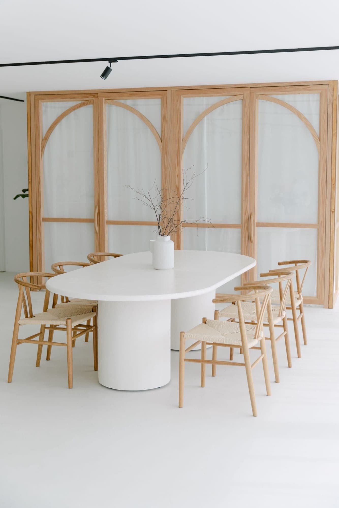Cafe Amour / Studio Nest 13