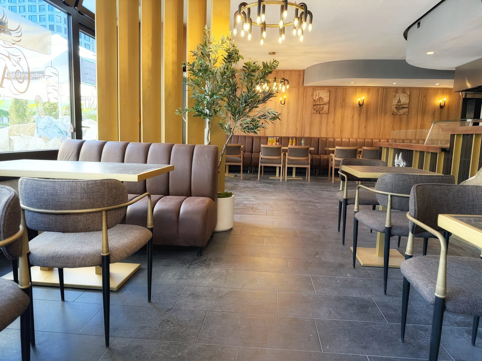 Cano Restaurant 4