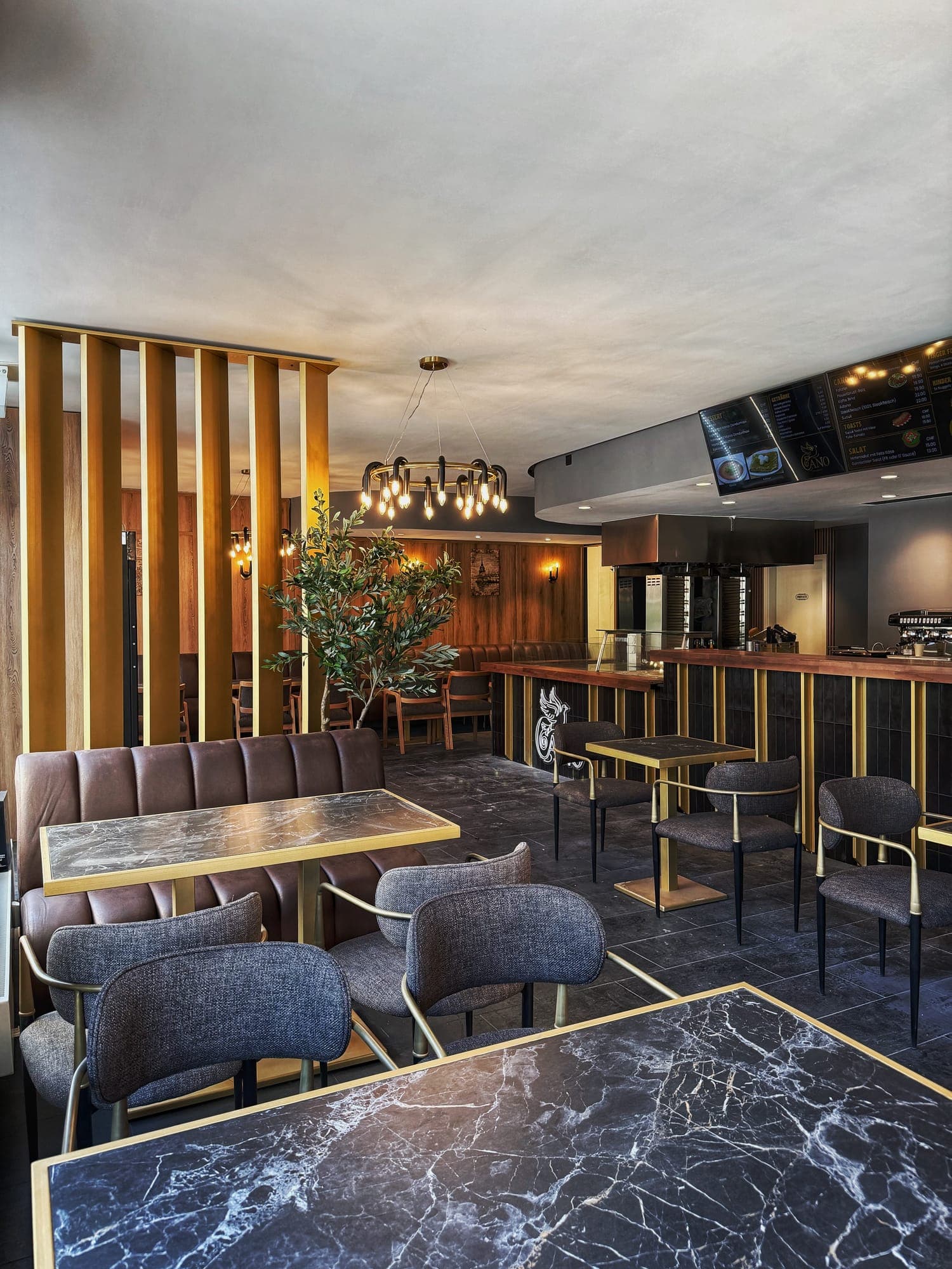 Cano Restaurant 8