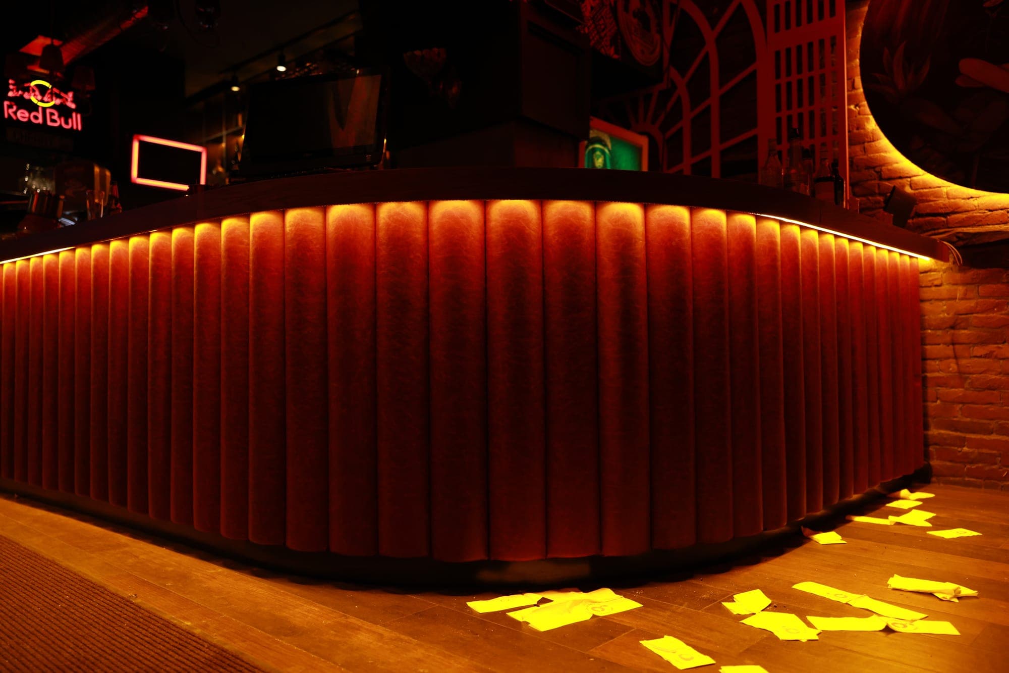 Cherry Lounge Bar 4