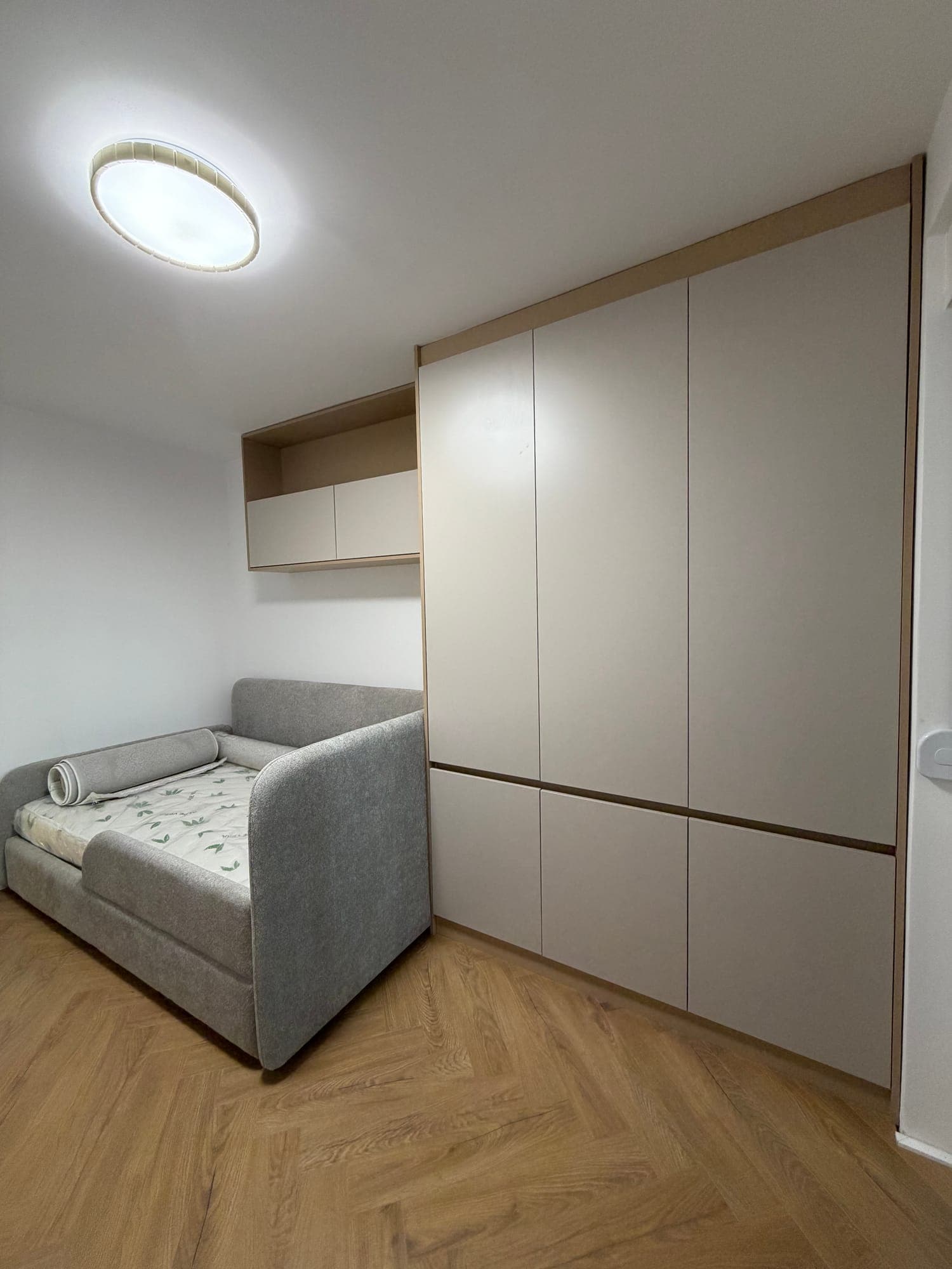 L.H. Residence 7
