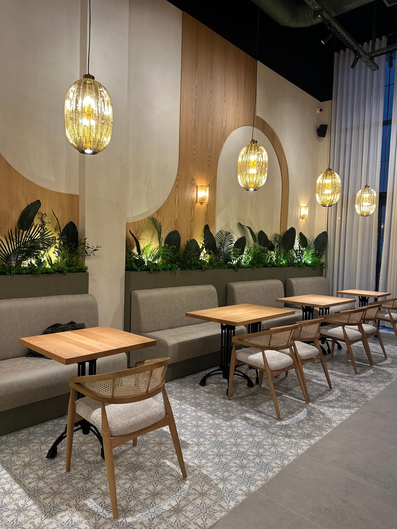 Sense Cafe & More 1
