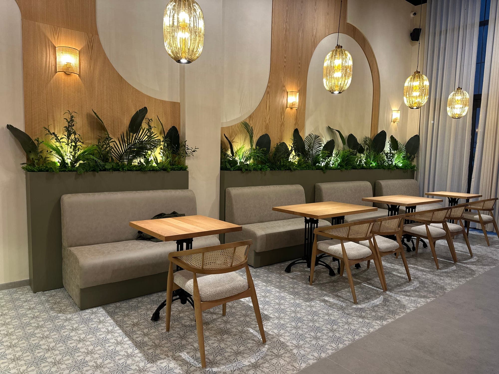 Sense Cafe & More 2