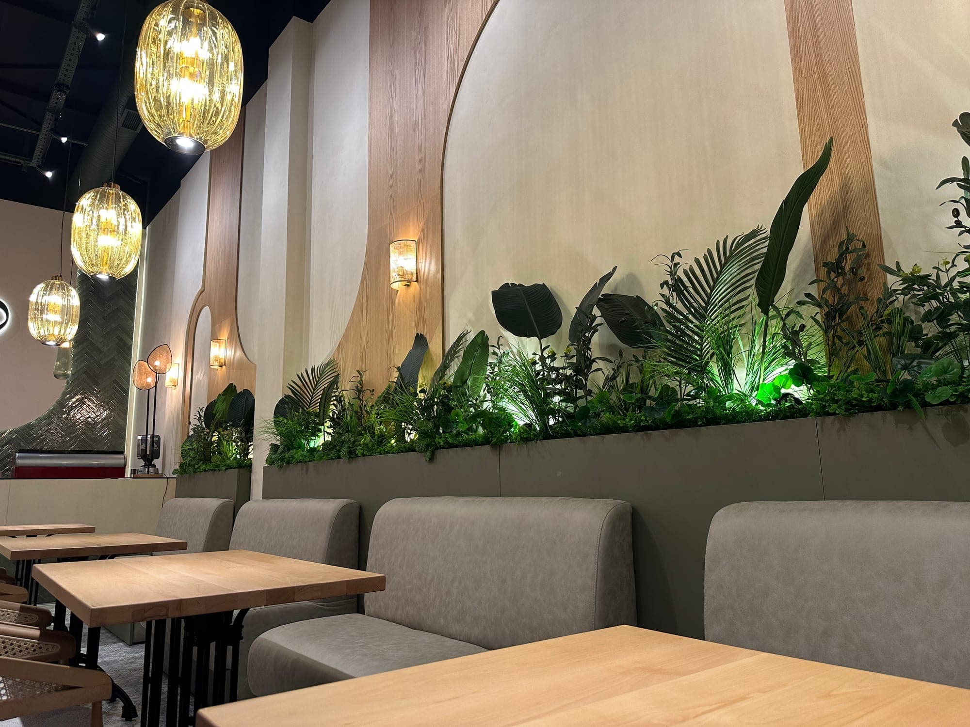 Sense Cafe & More 4